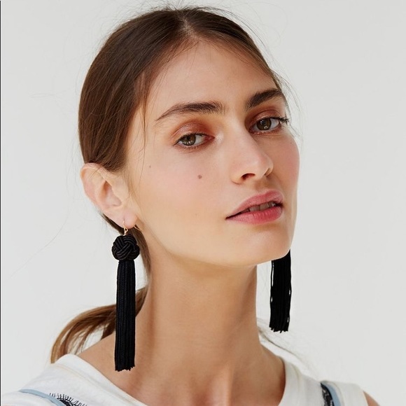 Tassel Long Earrings - Picture 5 of 8